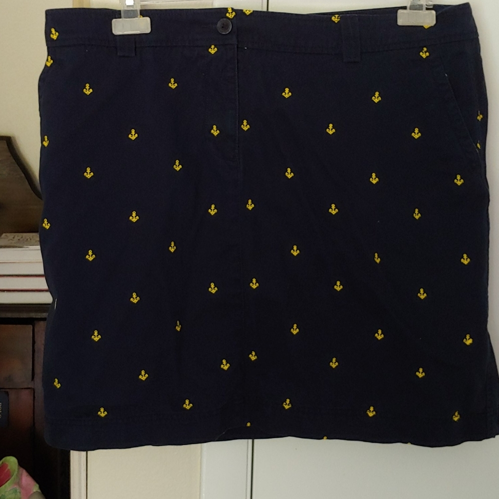 Navy blue with yellow embroderied anchors skirt